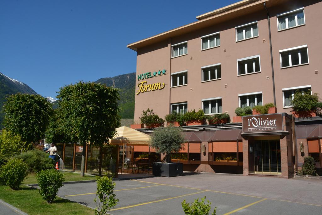 Hotel Forum Martigny Exterior photo